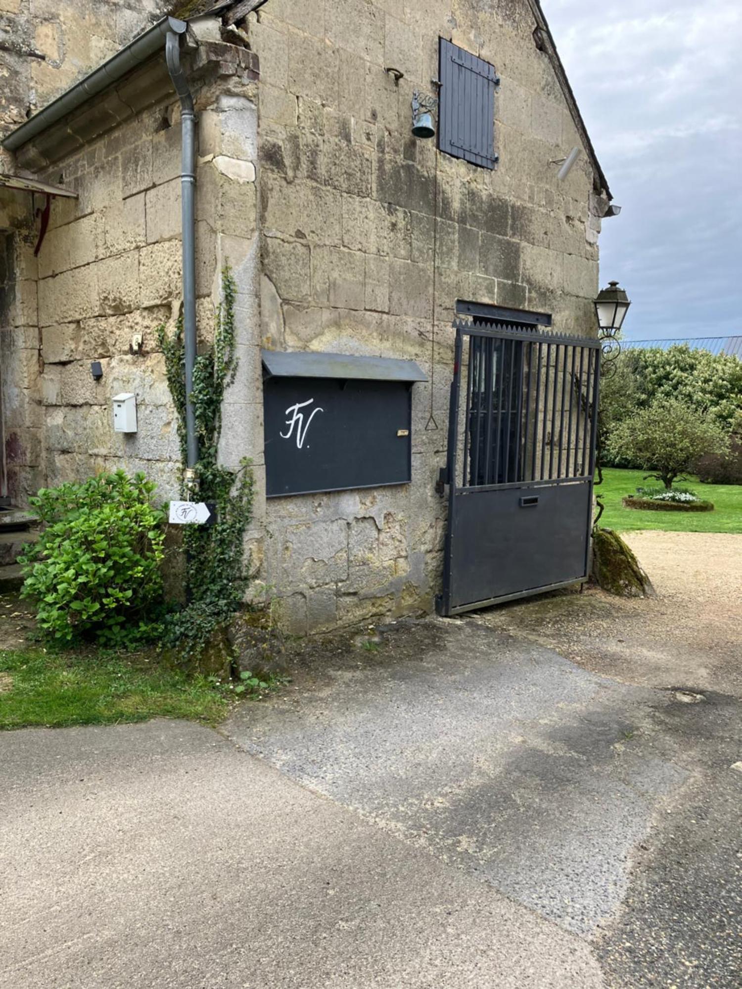 La Ferme De Valeuse Bed & Breakfast Morienval Eksteriør bilde