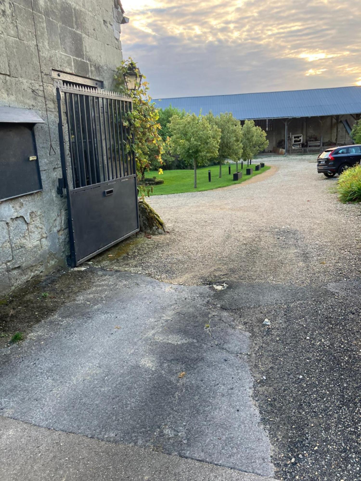 La Ferme De Valeuse Bed & Breakfast Morienval Eksteriør bilde